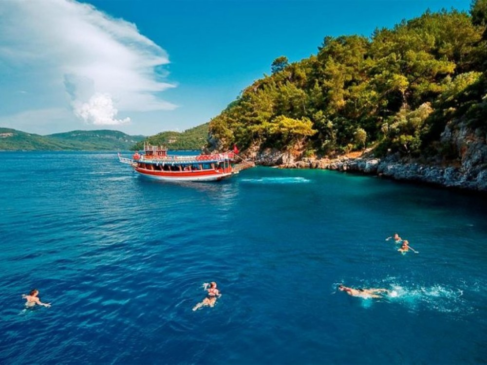 How much is a boat trip in Marmaris?