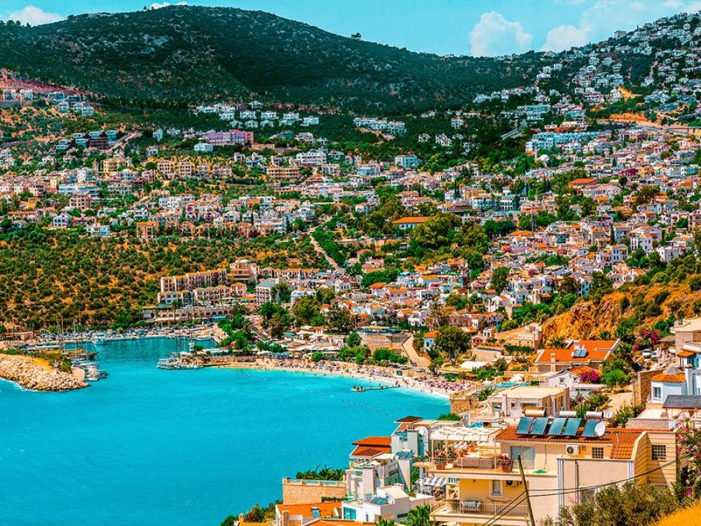 How Can You Experience History and Adventure in Kas?