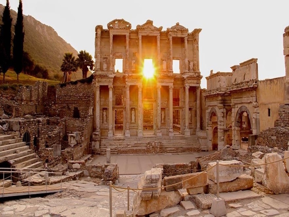 Is Selcuk the Best Place to Experience Ancient Wonders?