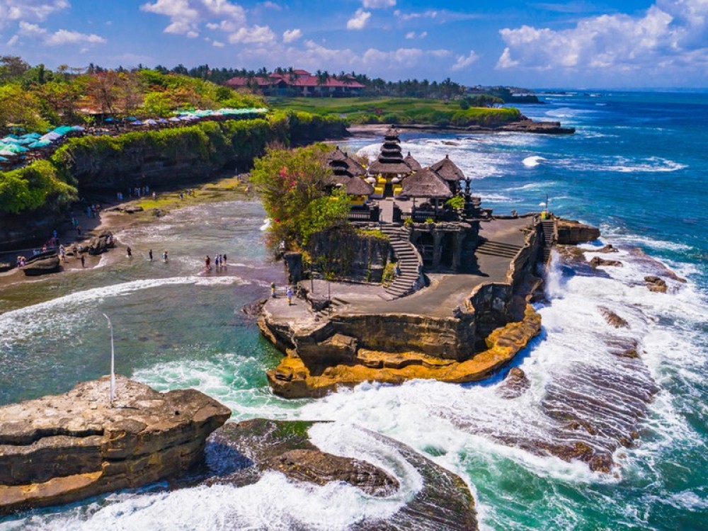 Top 10 Must-Visit Attractions in Bali for First-Time Travelers