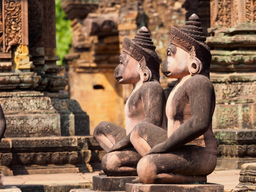 Siem Reap: 2-Day Angkor Sunrise Banteay Srey & Beng Mealea | ®ExcursionMania