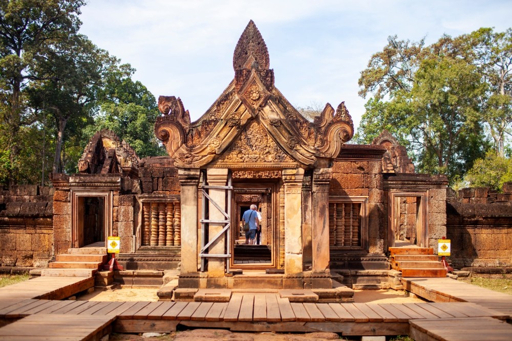 Siem Reap: 2-Day Angkor Sunrise Banteay Srey & Beng Mealea | ®ExcursionMania