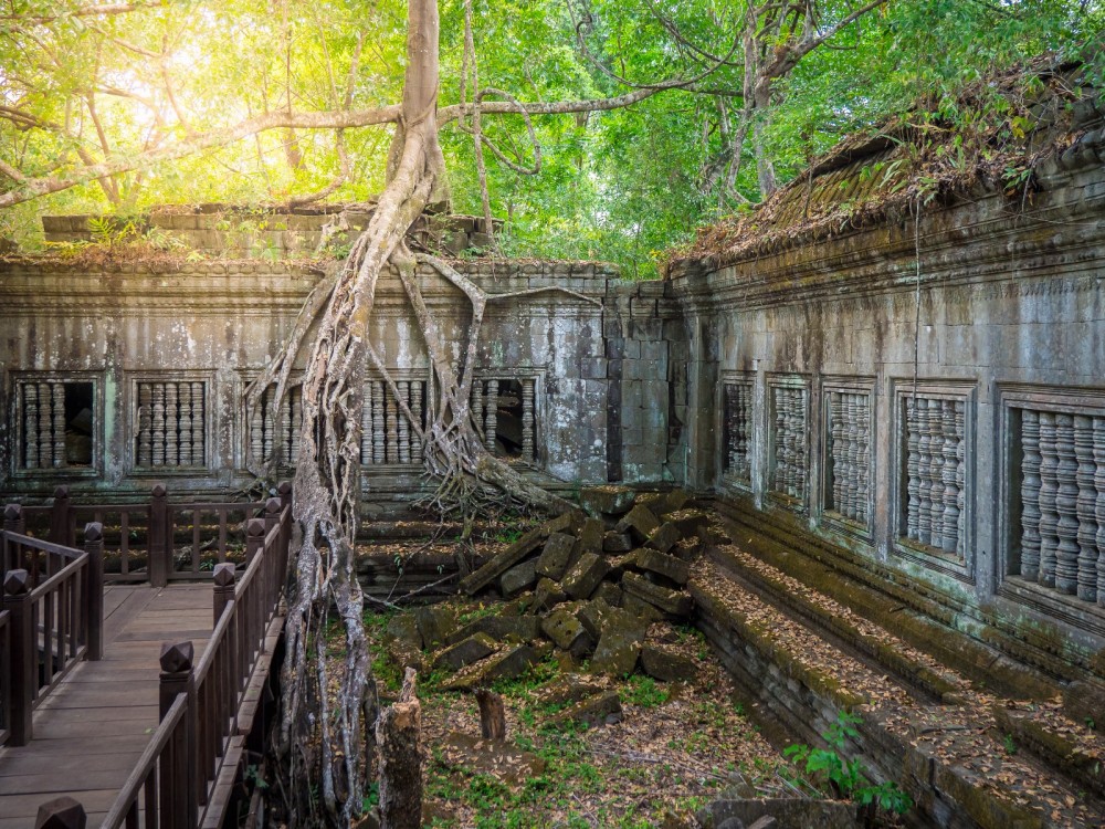 Siem Reap: 2-Day Angkor Sunrise Banteay Srey & Beng Mealea | ®ExcursionMania