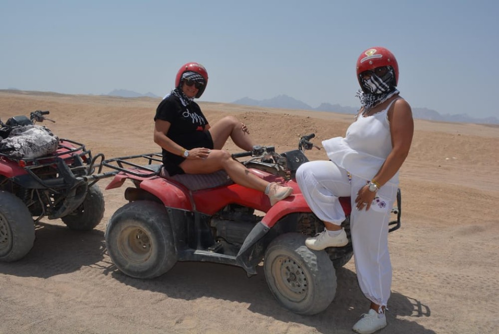 Hurghada: Morning-Afternoon Quad Safari Camel & Transfer | ®ExcursionMania
