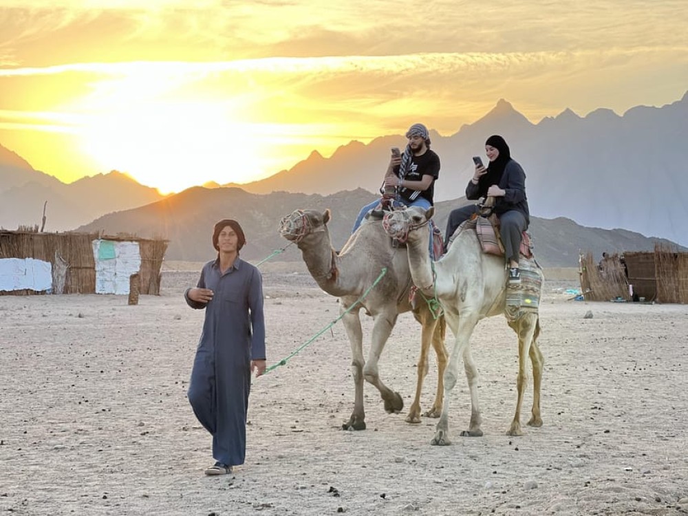 Hurghada: Morning-Afternoon Quad Safari Camel & Transfer | ®ExcursionMania