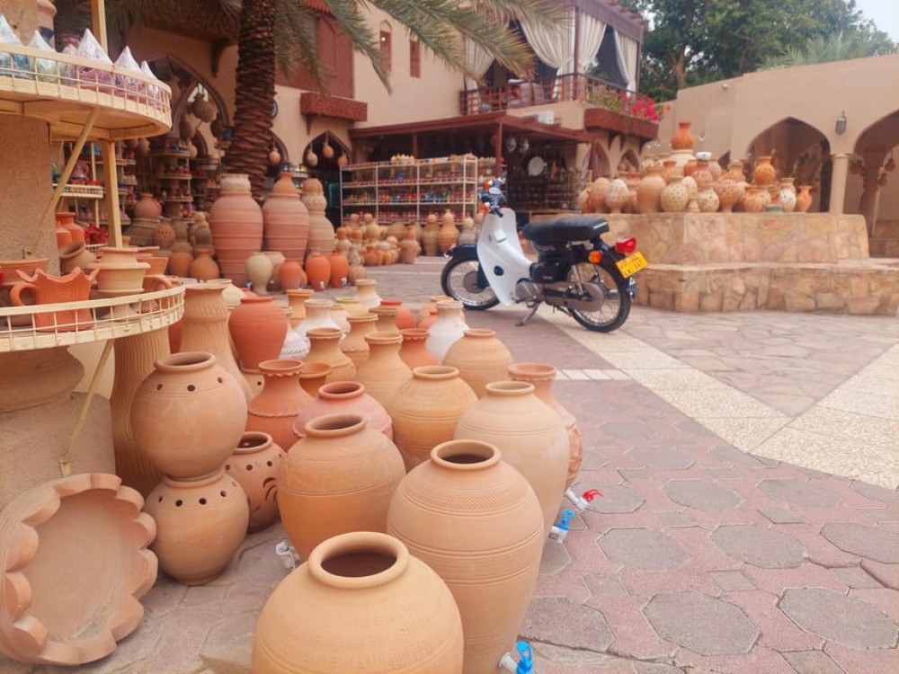 From Muscat: Nizwa and Jebel Akhdar Full-Day Tour with Lunch | ®ExcursionMania