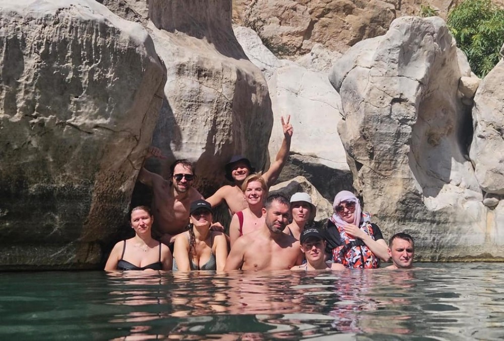 Muscat: Wadi Bani Khalid Oasis & Oman Desert Tour | ®ExcursionMania