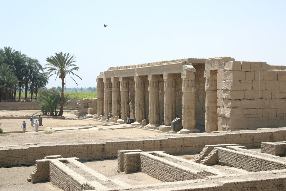 From Hurghada: Abydos Osireion and Dendera Day Tour | ®ExcursionMania