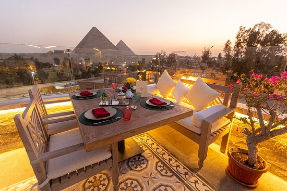 Cairo: Sound And Light Show W/ Dinner And Pyramids View | ®ExcursionMania