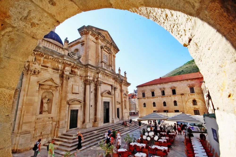 Dubrovnik: Game of Thrones Old Town and Lokrum Walking Tour | ®ExcursionMania