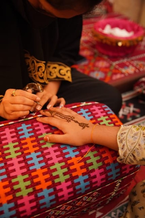 Dubai: Ethnic Emirati Dining Experience | ®ExcursionMania