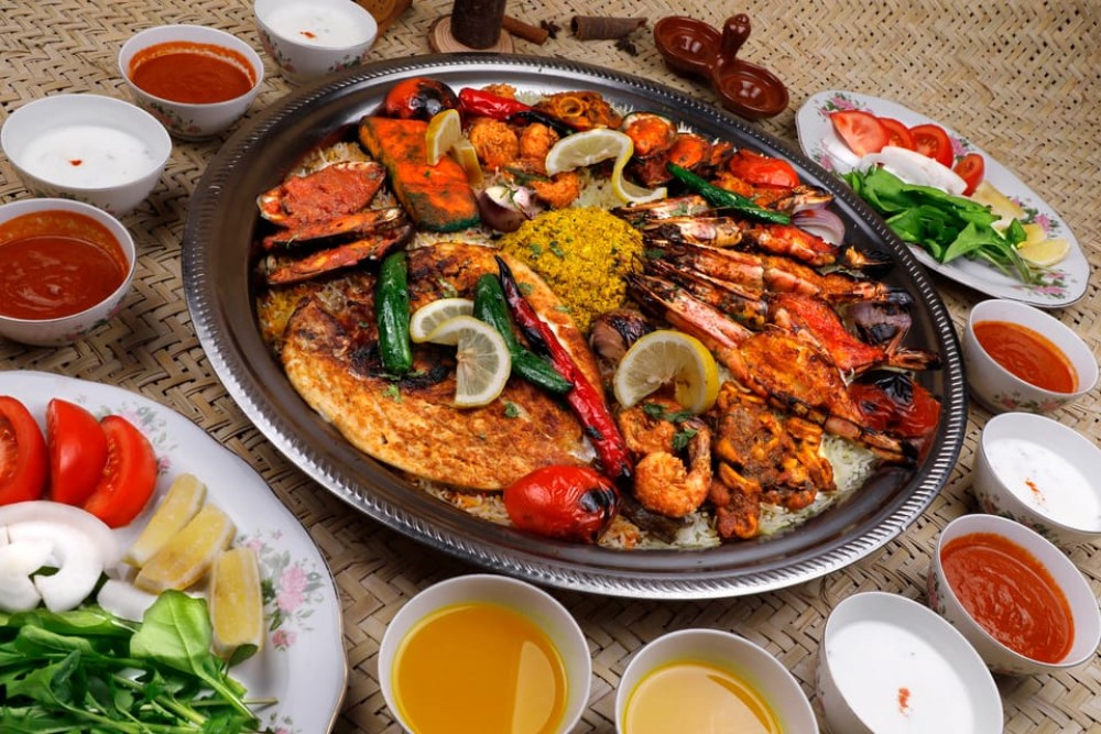 Dubai: Ethnic Emirati Dining Experience | ®ExcursionMania