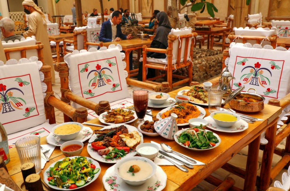 Dubai: Ethnic Emirati Dining Experience | ®ExcursionMania