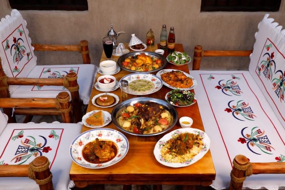 Dubai: Ethnic Emirati Dining Experience | ®ExcursionMania