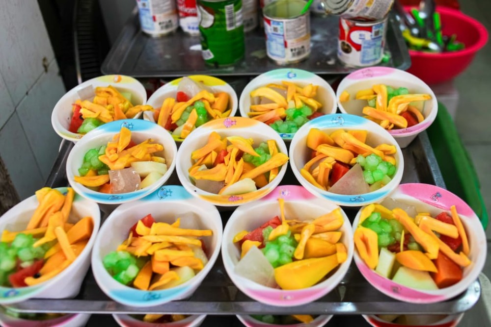 Hanoi: Small-Group Street Food Walking Tour | ®ExcursionMania