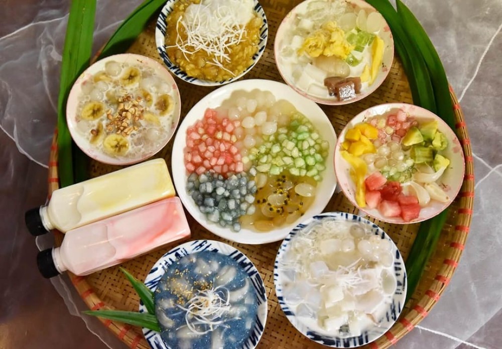 Hanoi: Small-Group Street Food Walking Tour | ®ExcursionMania