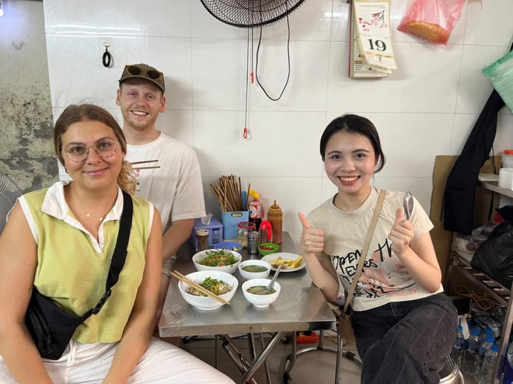 Hanoi: Small-Group Street Food Walking Tour | ®ExcursionMania