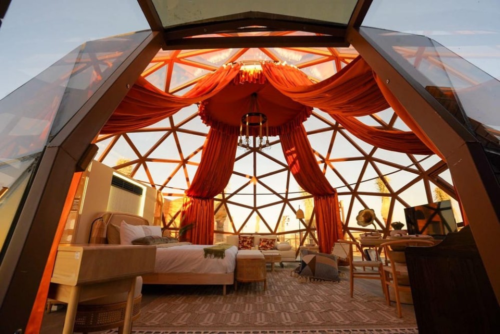 Dubai: Al Marmoom Domes Desert Glamping & Dining Experience | ®ExcursionMania