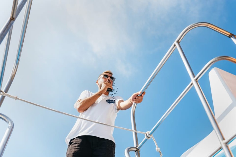 From Naples: Gulf of Naples & Capri Sightseeing Boat Tour | ®ExcursionMania