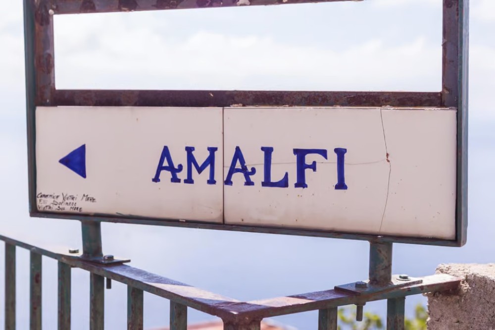 Minibus Tour from Naples: Sorrento, Amalfi and Positano | ®ExcursionMania