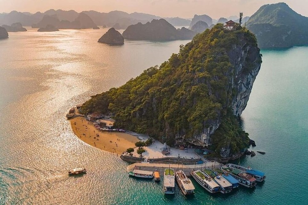 Hanoi Epic tour 6D5N Hanoi - Halong Bay - Ninh Binh - Sapa | ®ExcursionMania