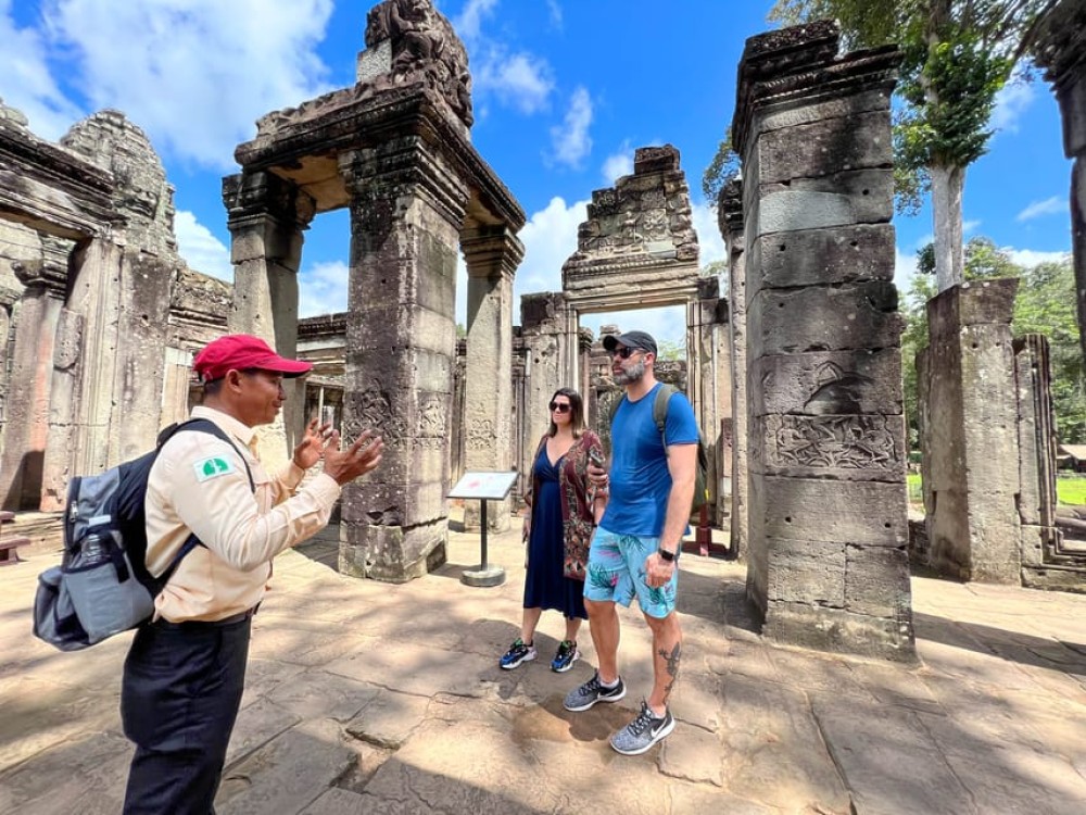 Siem Reap: Angkor Wat Sunrise Tour Via Tuk Tuk & Breakfast | ®ExcursionMania
