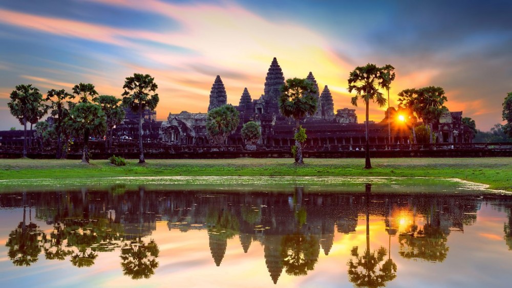Siem Reap: Angkor Wat Sunrise And Market Tour By Jeep | ®ExcursionMania