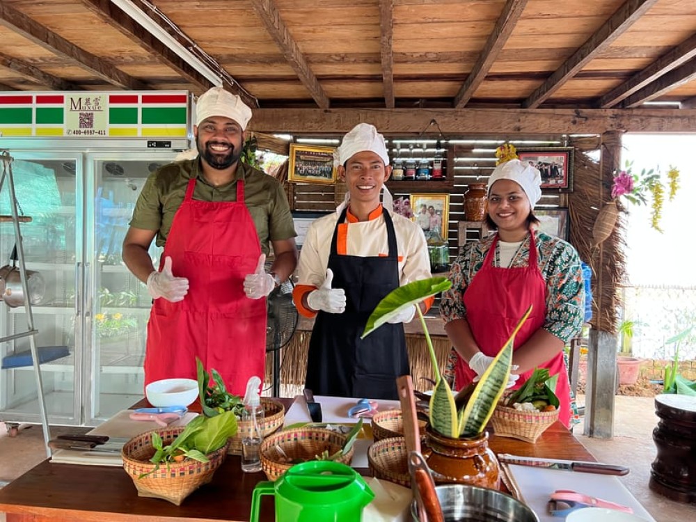 Siem Reap: Guided Day Trip to Local Village & Cooking Class | ®ExcursionMania