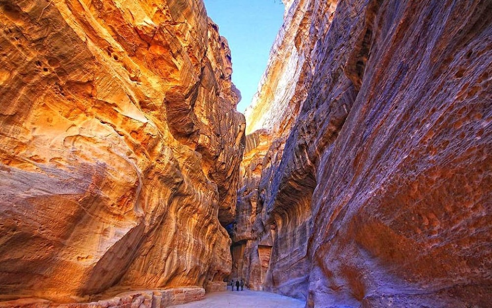 From Amman: Petra and Dead Sea Private Day Tour | ®ExcursionMania
