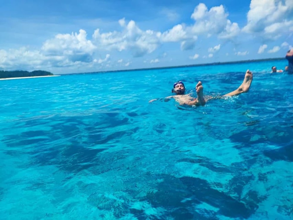 Snorkeling in Zanzibar: Mnemba Island and Dolphin adventure | ®ExcursionMania