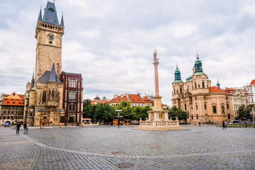 Prague: Old Town Square and Astronomical Clock Audio Guide | ®ExcursionMania