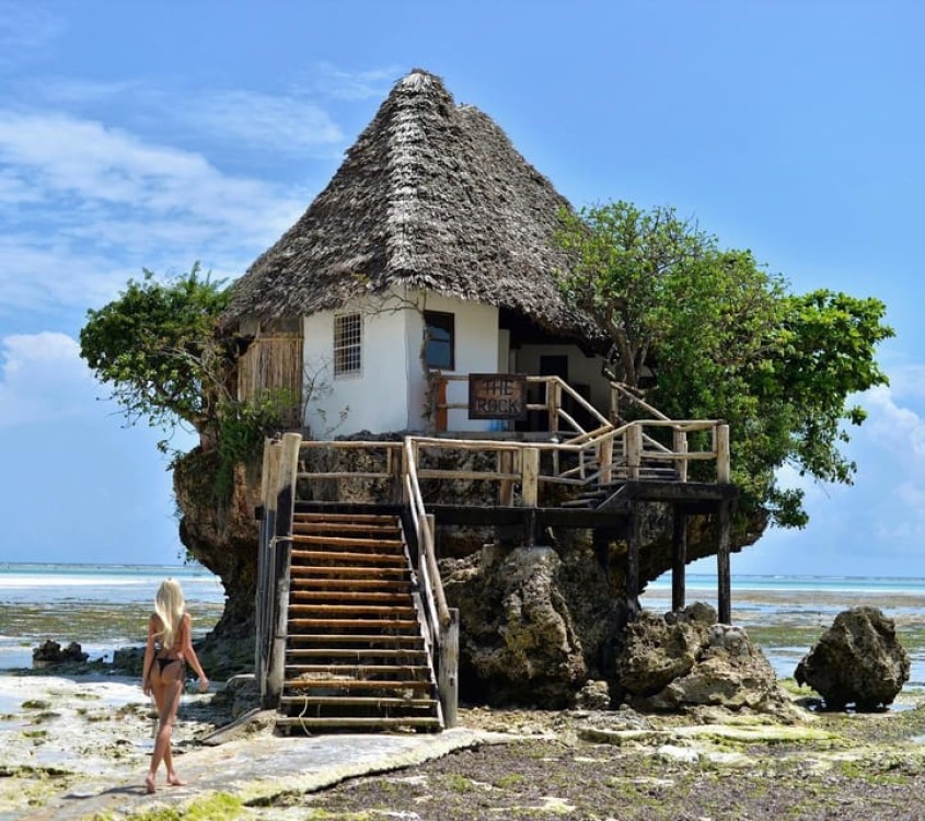 Zanzibar Jozaniforest, Kuza cave, Blue lagoon, Rock Restaurant | ®ExcursionMania