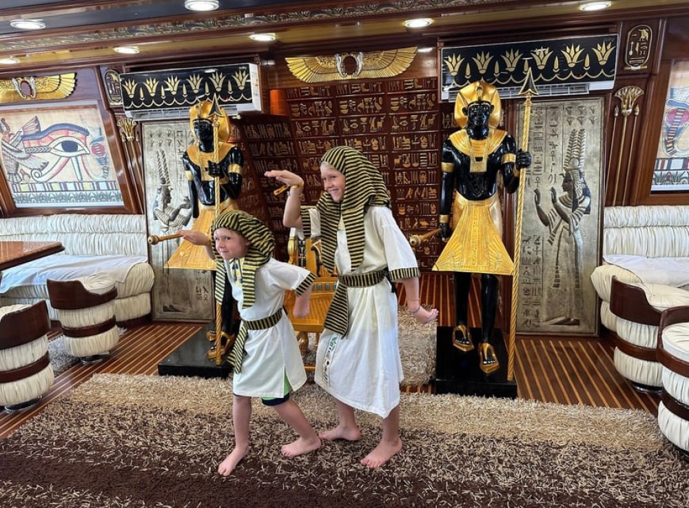 Marsa Alam: Nefertari Sunset Turtle Bay Cruise with Dinner | ®ExcursionMania