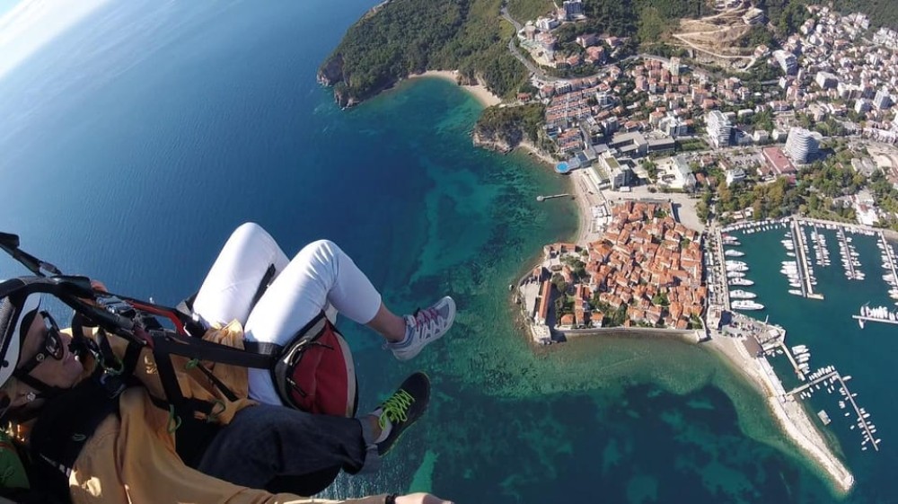 Paragliding Montenegro: Air Excursion Over Budva Old Town | ®ExcursionMania