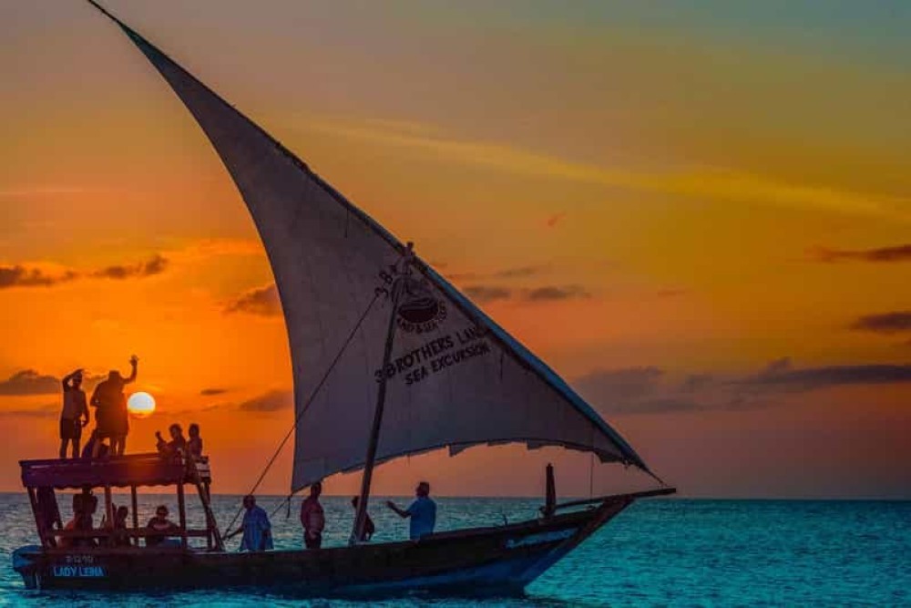 Sunset Dow Cruise at Kendwa Beach | ®ExcursionMania
