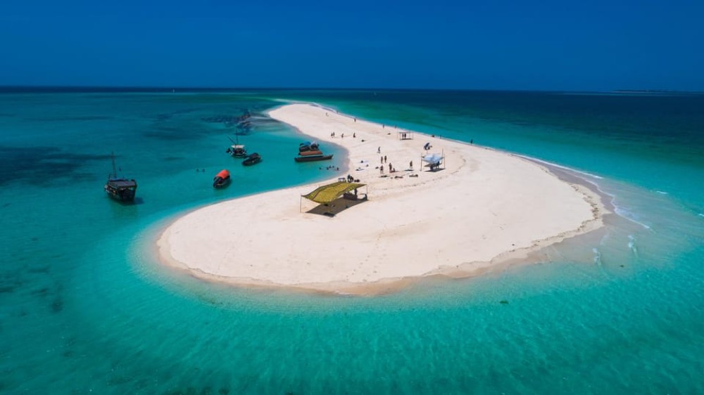 Zanzibar: Pungume Sandbank Sailboat Tour with BBQ Lunch | ®ExcursionMania