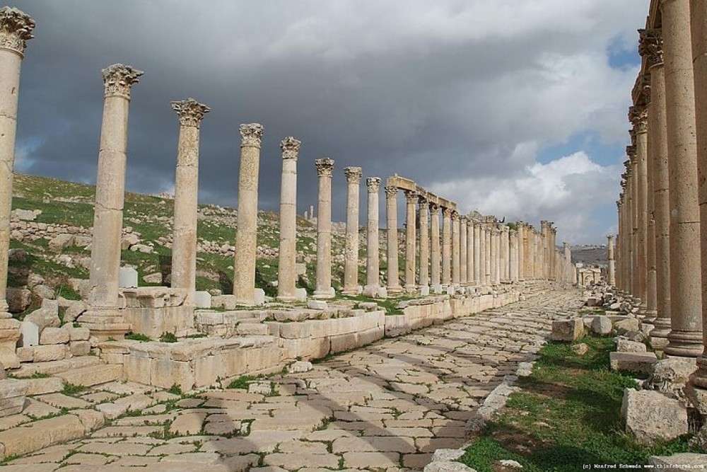4-Days Tour of Jerash, Petra, Wadi Rum & Dead Sea from Amman | ®ExcursionMania