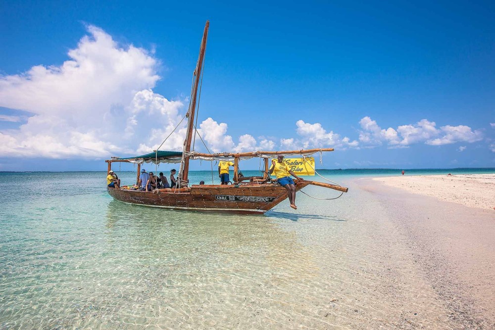 From Paje/Jambian: Safari Blue Snorkelling with Lunch | ®ExcursionMania