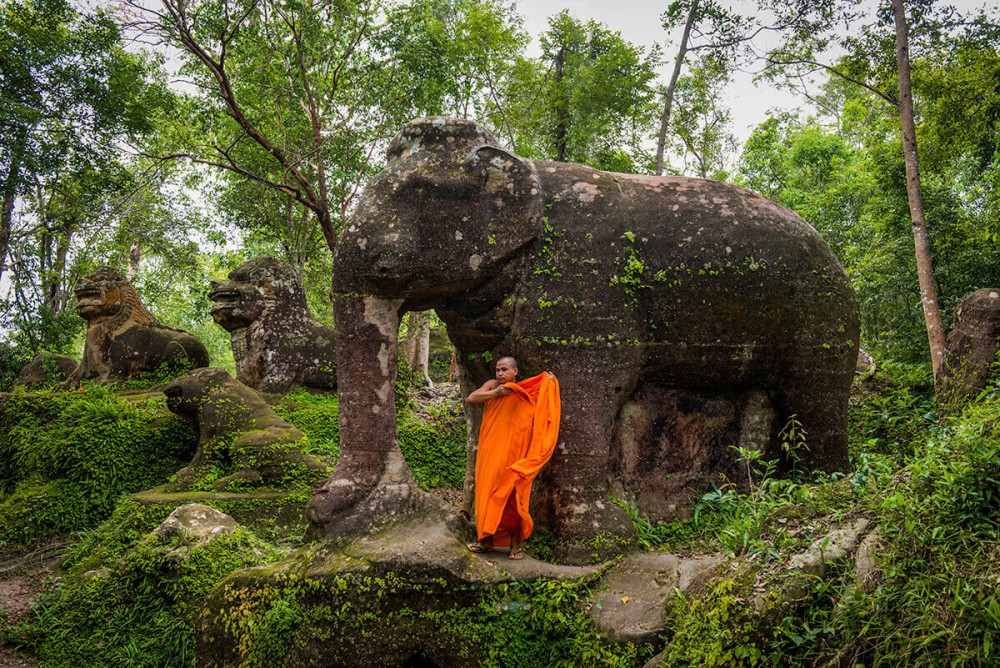 Siem Reap: Private 4-Day Angkor Wat and Phnom Kulen Tour | ®ExcursionMania