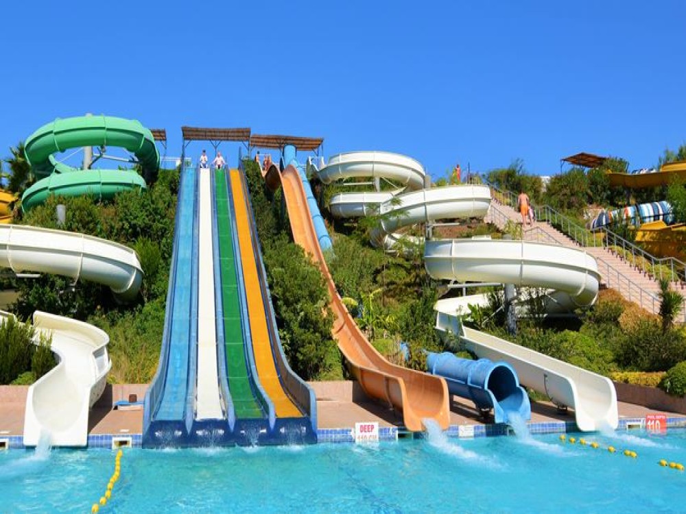 Icmeler Aqua Dream Experience: Water Park Entry & Hotel Transfers | ®ExcursionMania