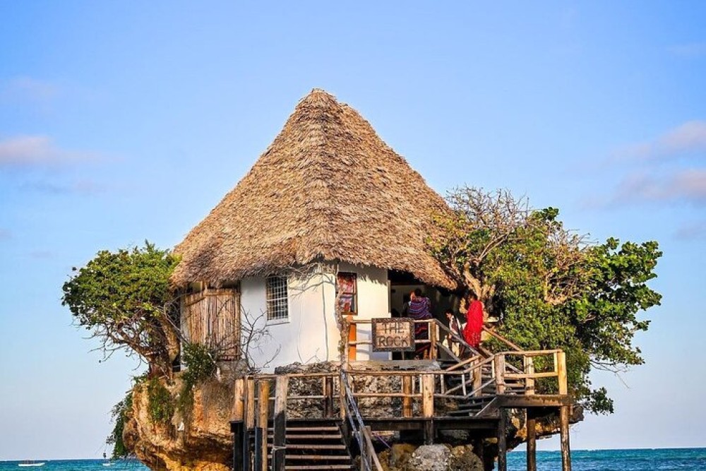 Kuza Cave, Starfish, Blue Lagoon, The Rock, Jozani Forest | ®ExcursionMania