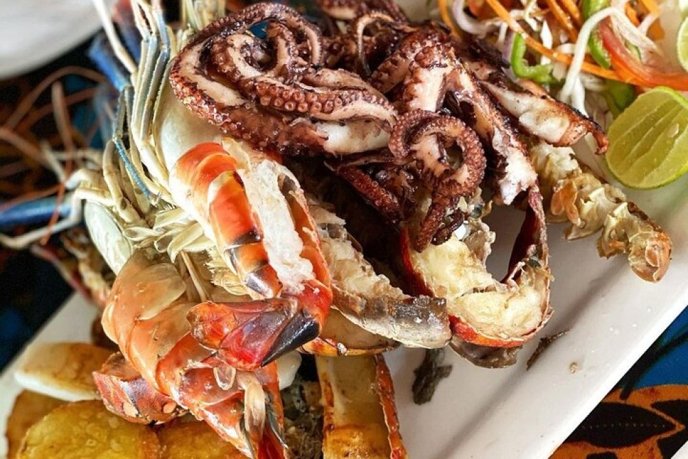 Kuza Cave, Starfish, Blue Lagoon, The Rock, Jozani Forest | ®ExcursionMania