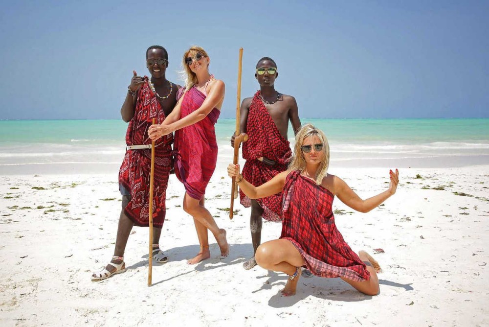 Blue Lagoon, Starfish Tour, The Rock, Paje Beach, Jozani | ®ExcursionMania