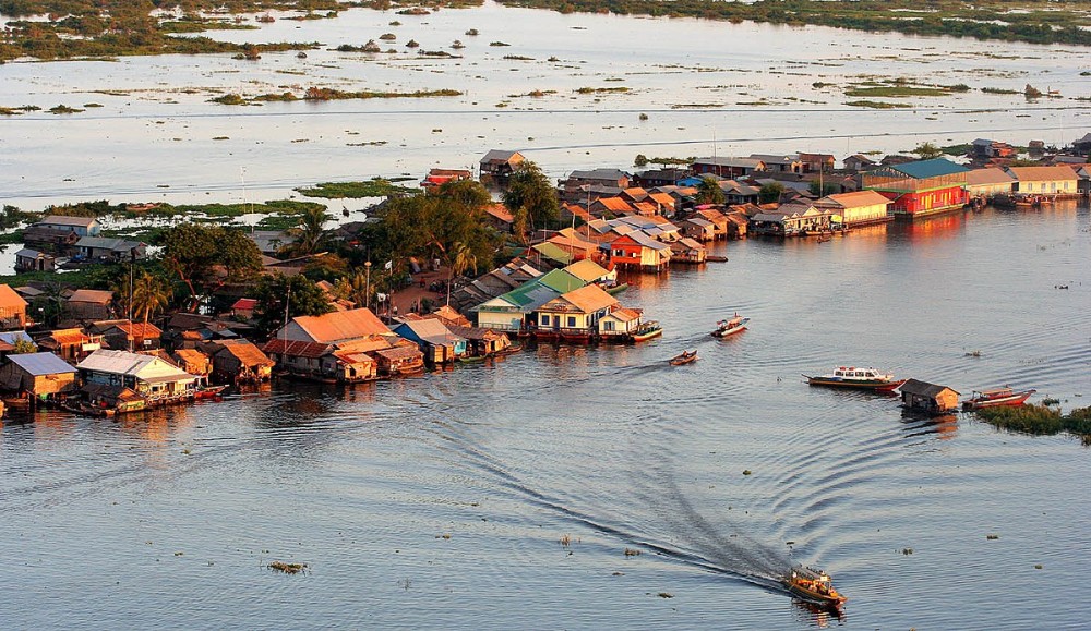 Floating Village Sunset Boat & Jeep Tour inclusive Drinks | ®ExcursionMania