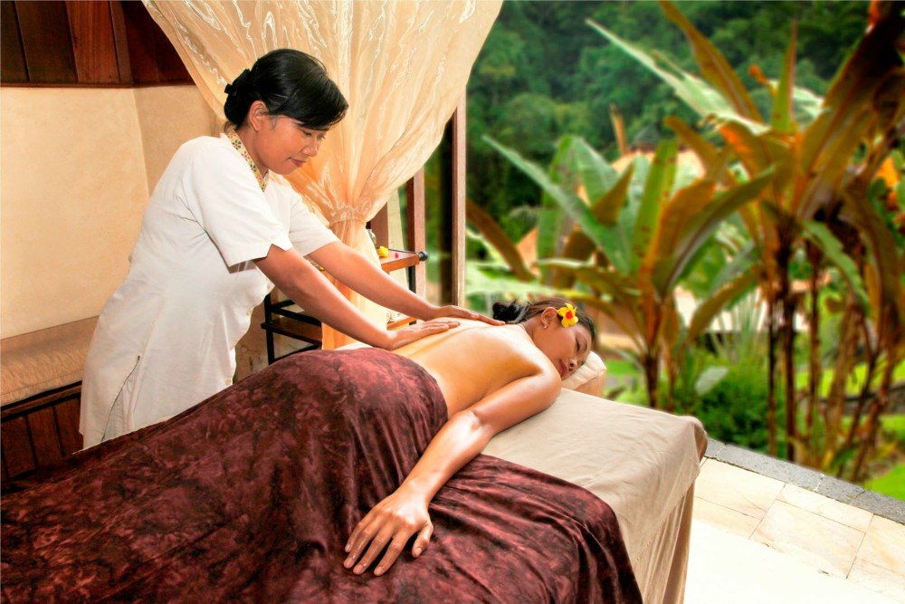 Deep Tissue Massage Treatment Home Service | ®ExcursionMania