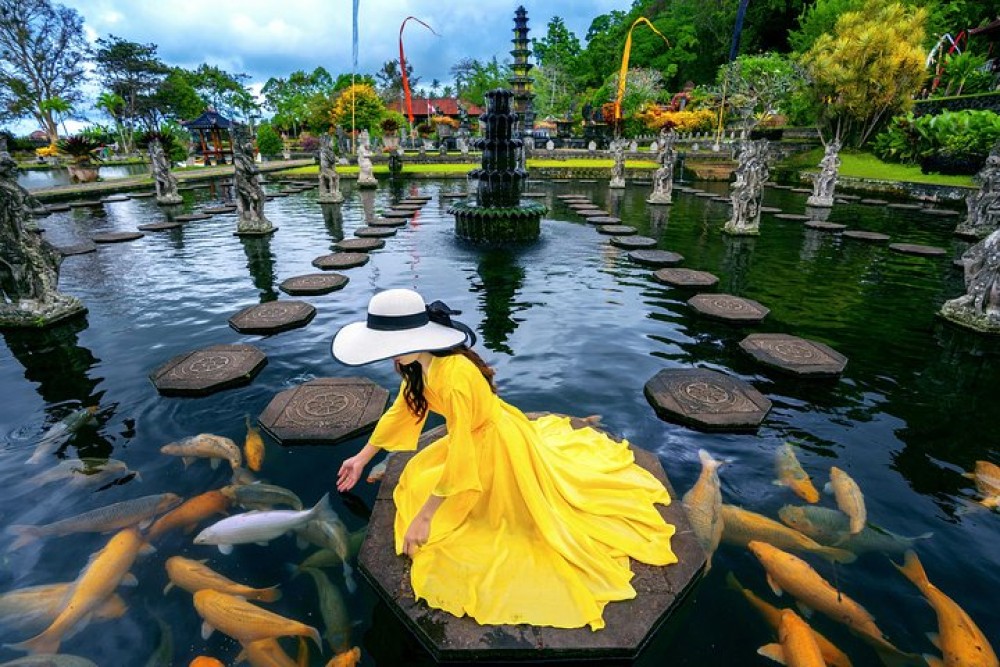 Private Tour: Heaven Gate Temple,Tirta Gangga and Blue Lagoon Snorkell | ®ExcursionMania