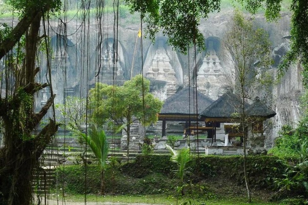 Private Full-Day Tour: Balinese Temples and Rice Terraces | ®ExcursionMania