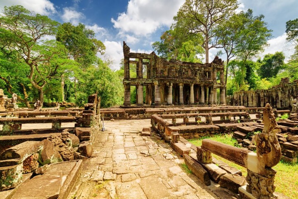 Private Full-Day Banteay Srei with Grand Temples A/C Vehicles | ®ExcursionMania