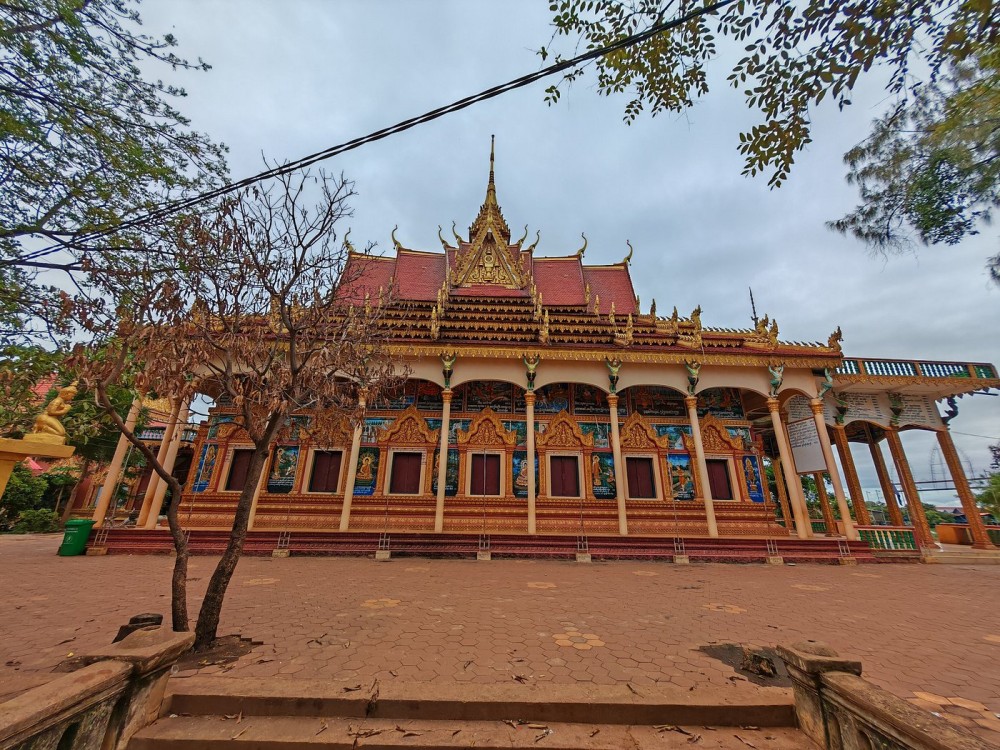 Private Full-Day Banteay Srei with Grand Temples A/C Vehicles | ®ExcursionMania