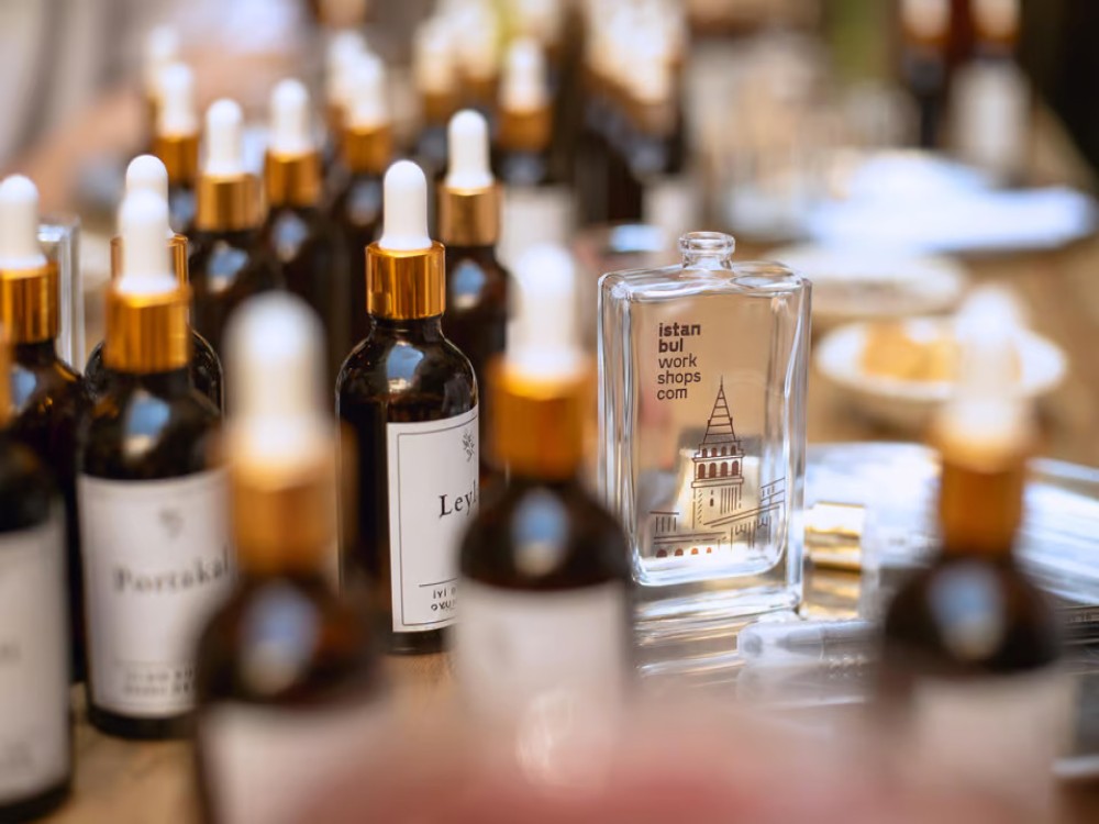 Istanbul: Perfume Making Workshop Experience | ®ExcursionMania
